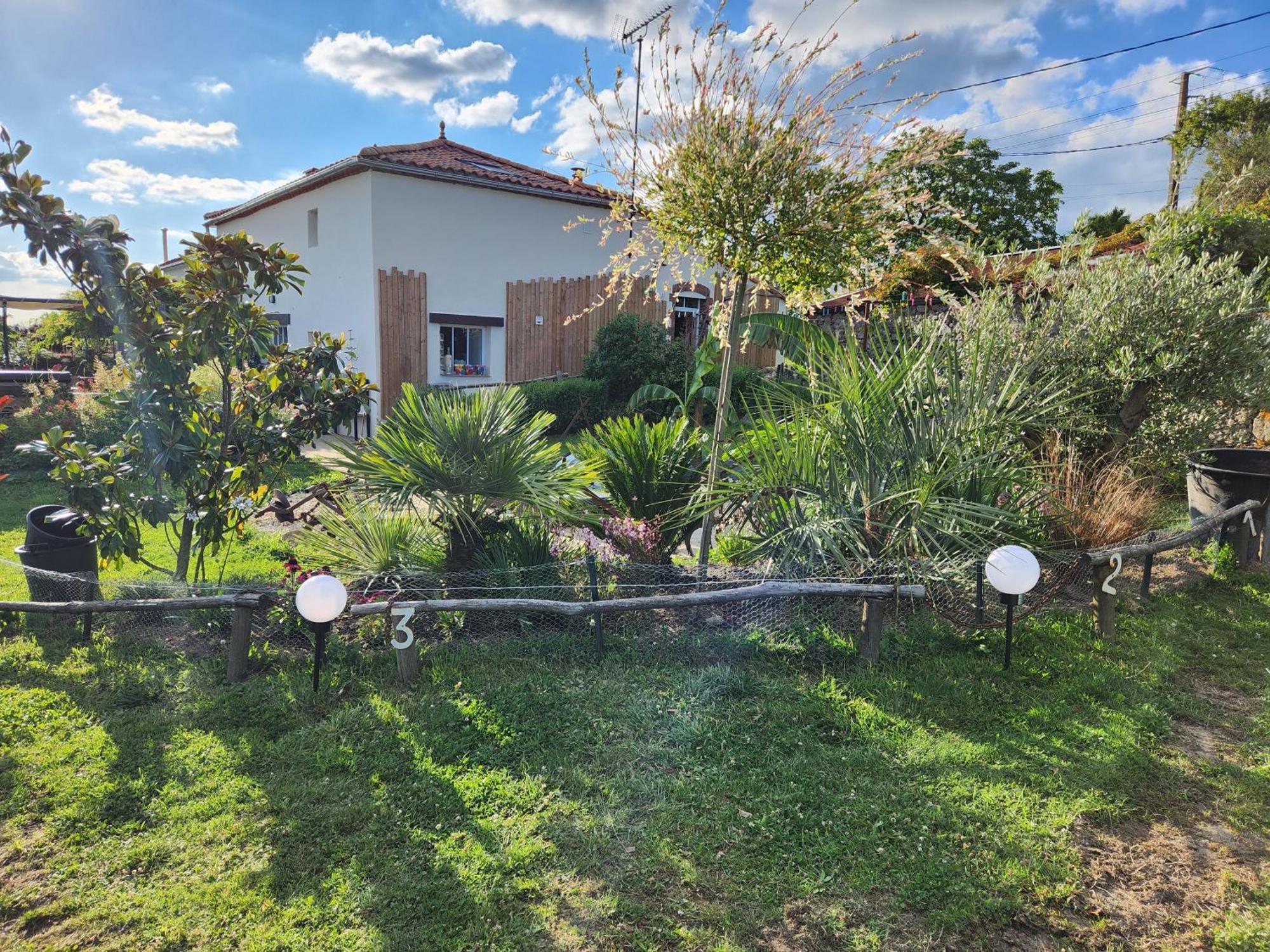 Les Chambres De La Forge Des Collines เลแซร์บิเย ภายนอก รูปภาพ
