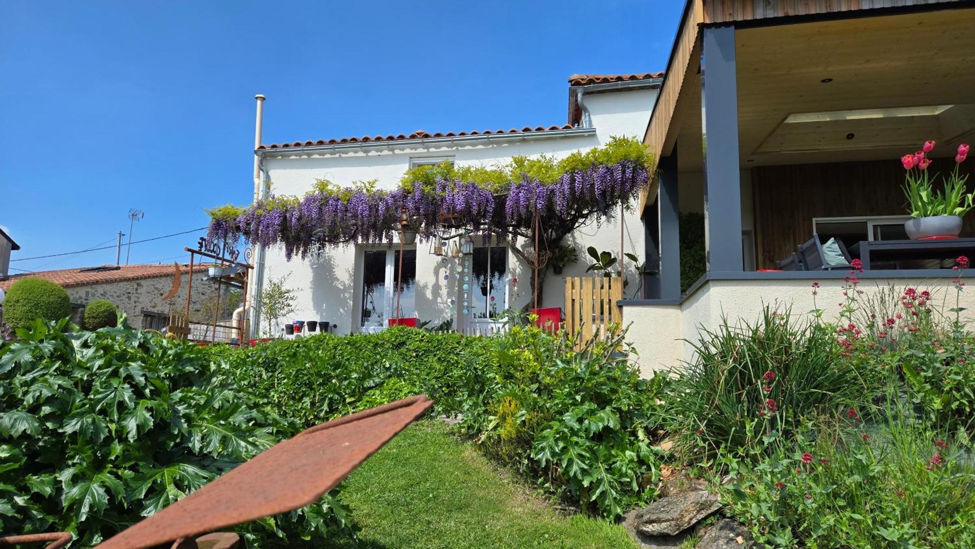 Les Chambres De La Forge Des Collines เลแซร์บิเย ภายนอก รูปภาพ