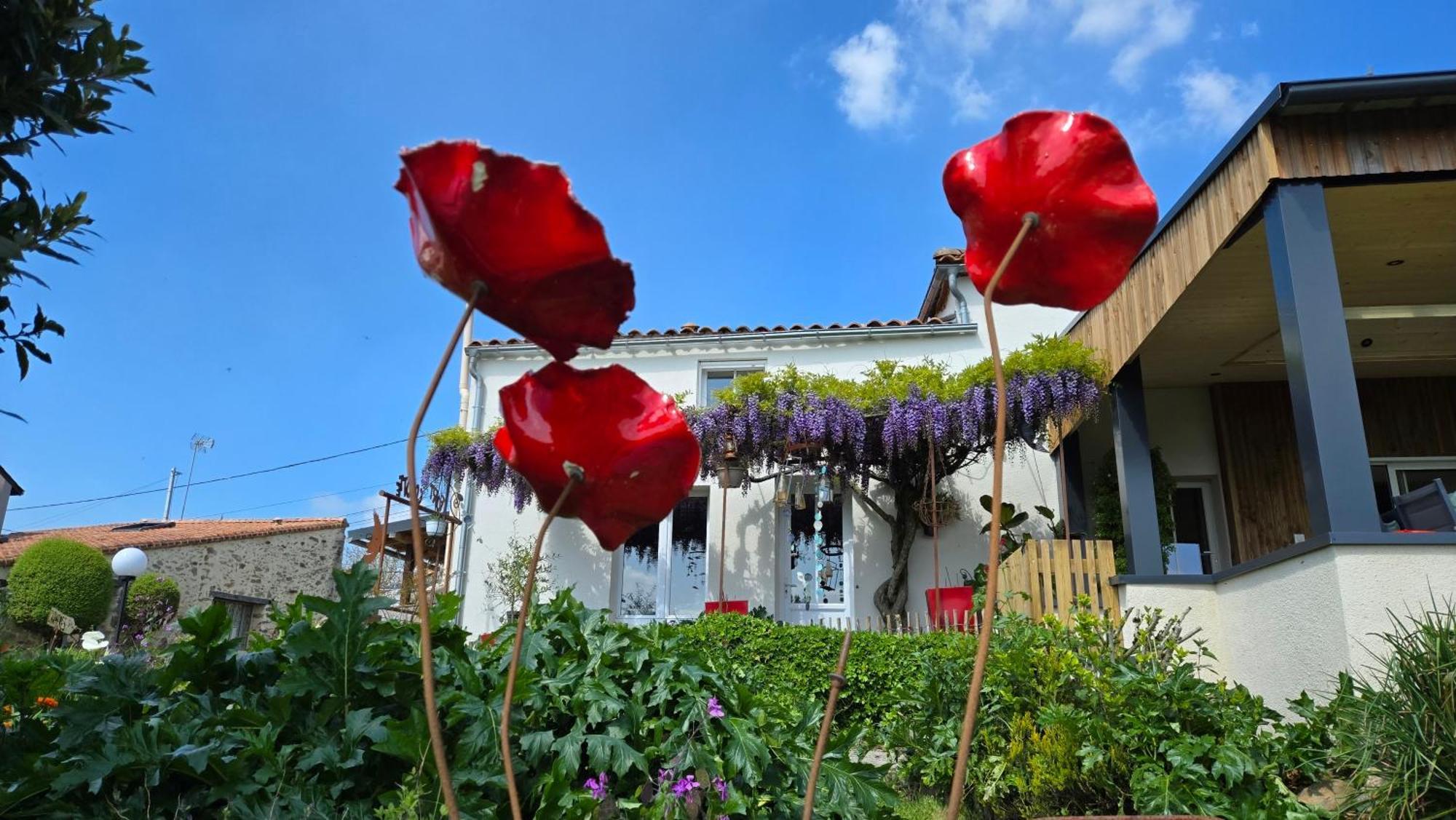 Les Chambres De La Forge Des Collines เลแซร์บิเย ภายนอก รูปภาพ